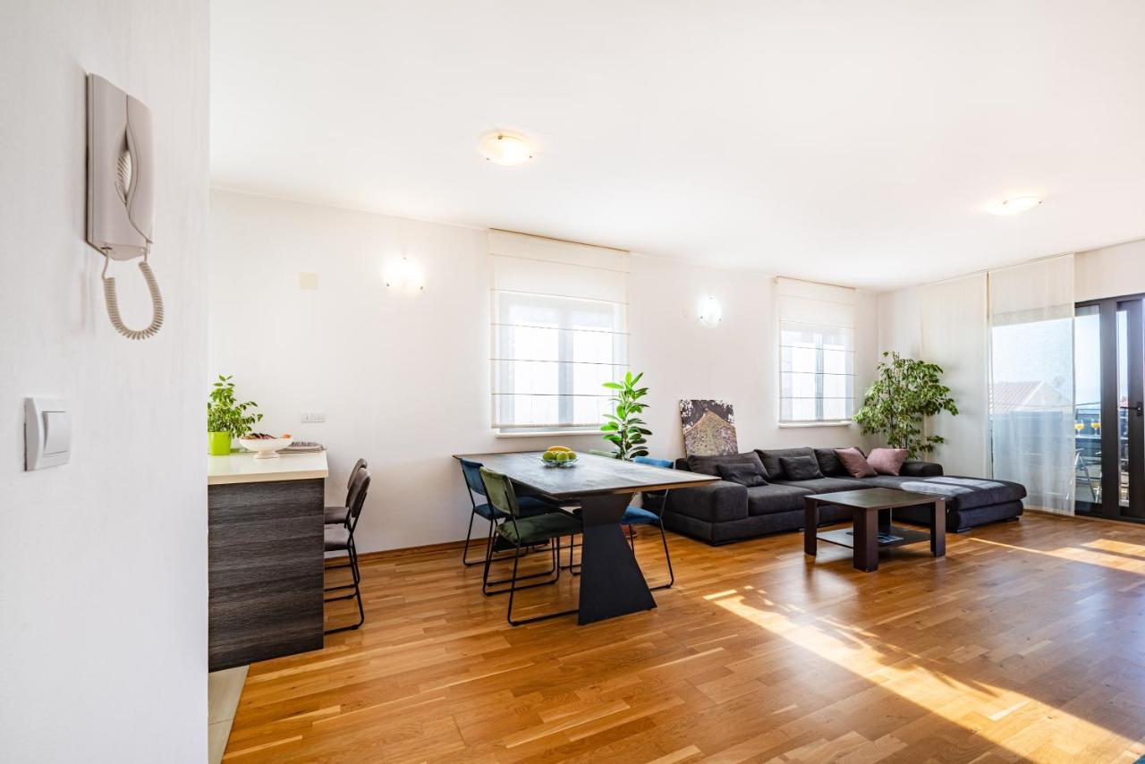Apartman Eta Zadar Zewnętrze zdjęcie